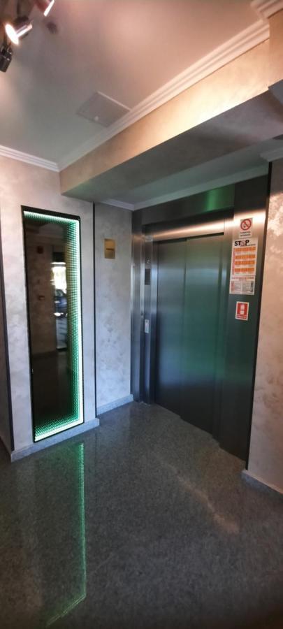 Apart Hotel Victor مامايا المظهر الخارجي الصورة